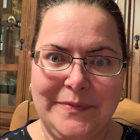 Meet your Posher, Tami - Picture 1 of 1